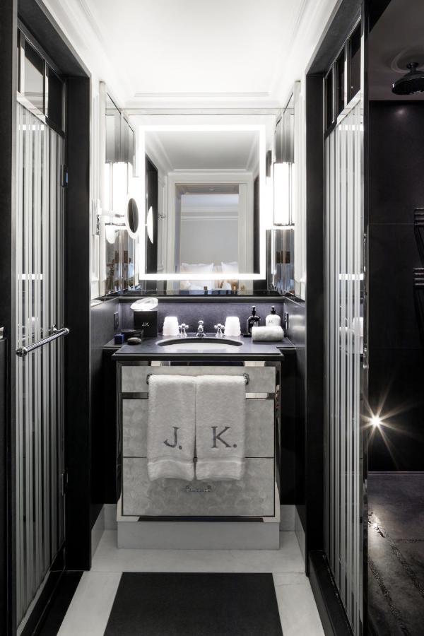J.K. Place Paris Exterior photo